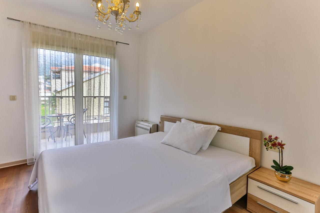 Montesun Boka Apartments Budva Ngoại thất bức ảnh
