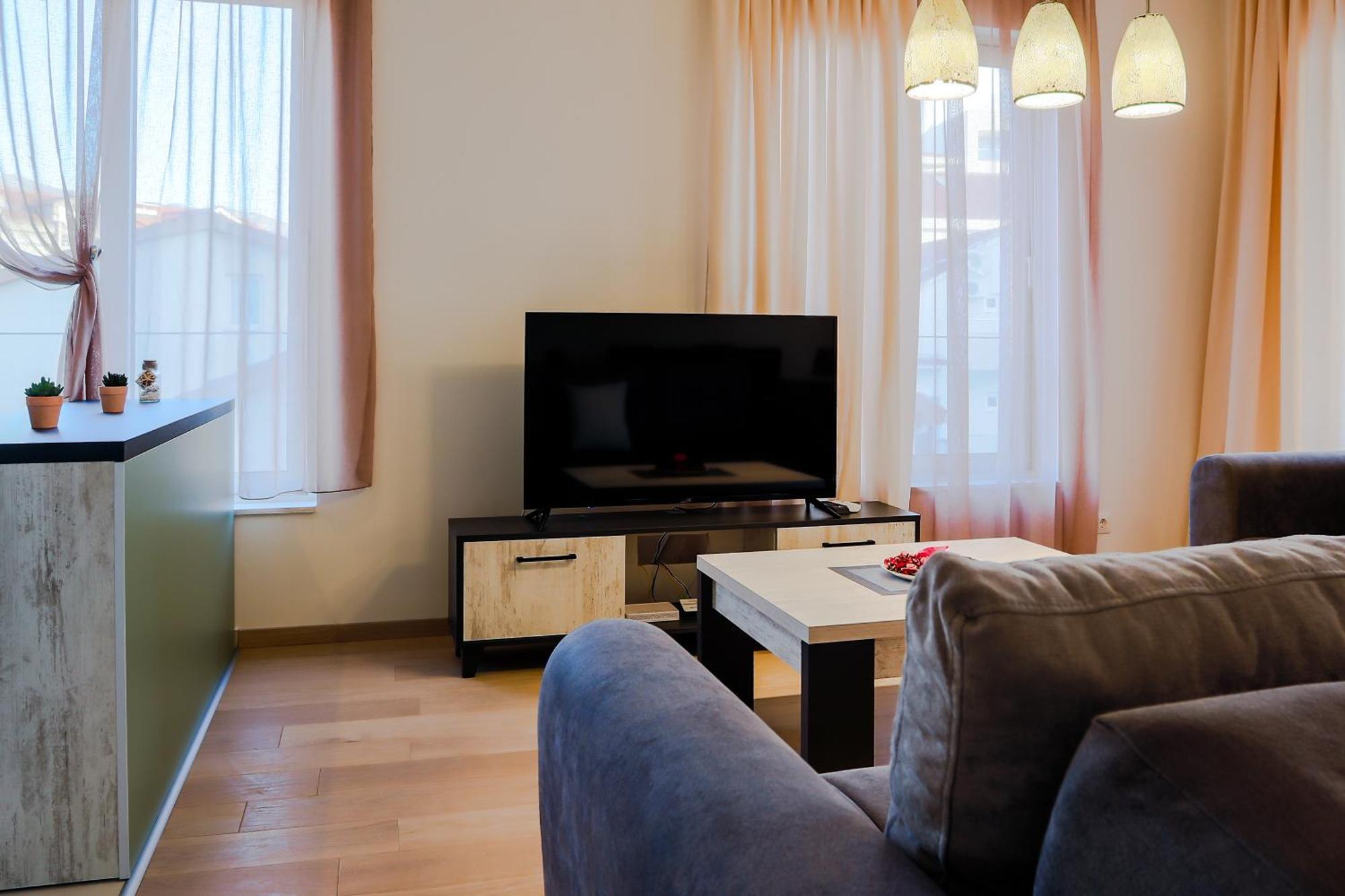 Montesun Boka Apartments Budva Phòng bức ảnh