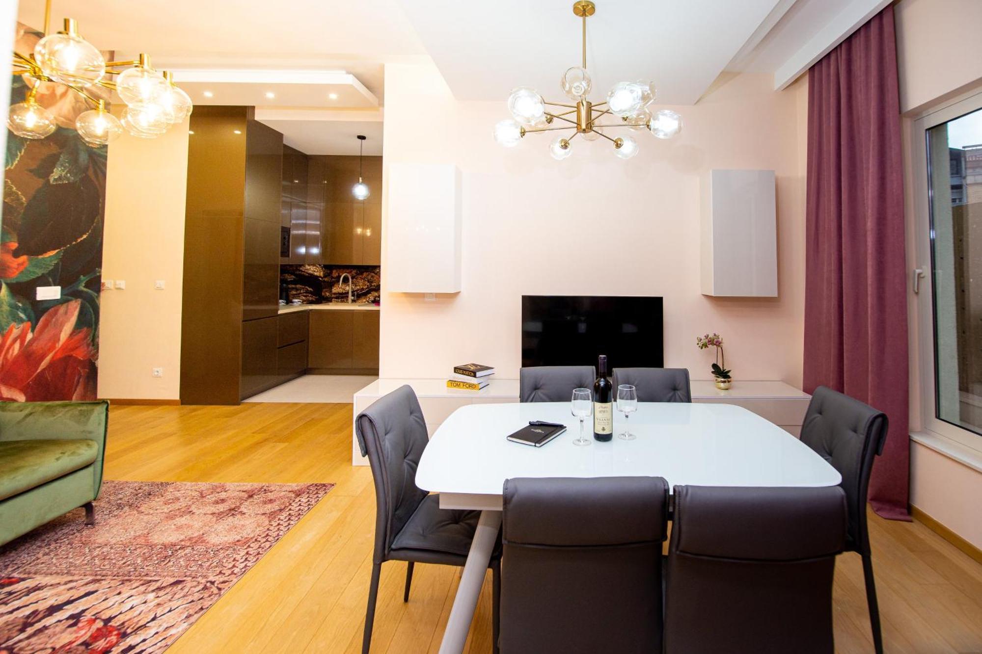 Montesun Boka Apartments Budva Ngoại thất bức ảnh